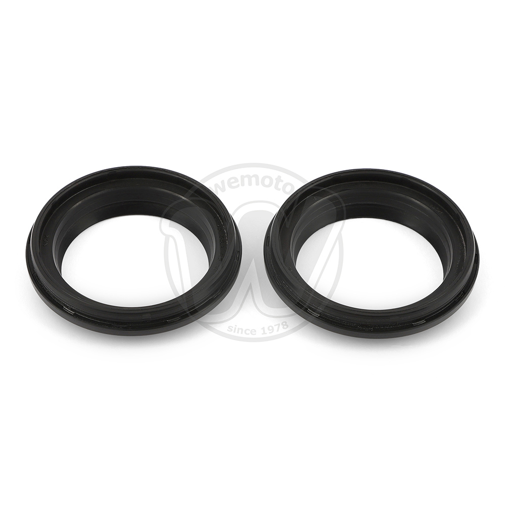 0YM2881_ad2406 two.jpg